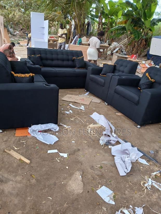 Quality Pure Black Sofas Payment on Delivery · Photo 1