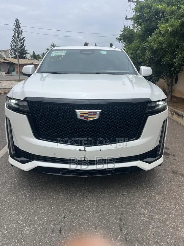 Cadillac Escalade 2023 White · Photo 1