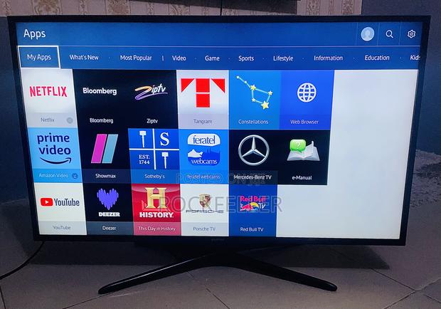 Uk Used Samsung Uhd HDR Smart Digital Satellite 40 Inches · Photo 3