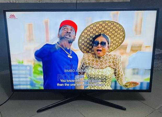 Uk Used Samsung Uhd HDR Smart Digital Satellite 40 Inches · Photo 6