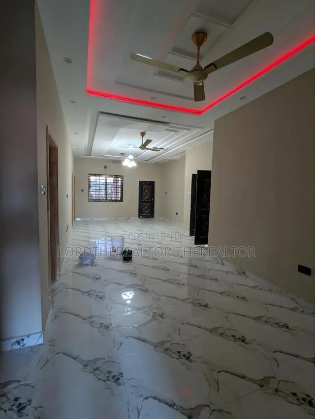 3bdrm Apartment in Pokuase for rent