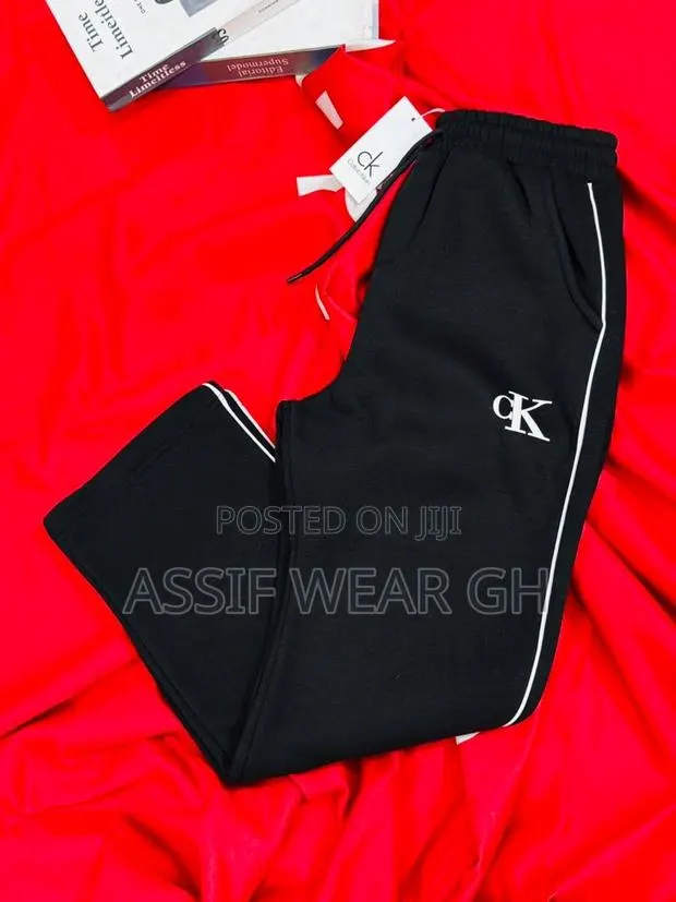 New Woolen Pants Available in Flare and Bumper · Photo 1
