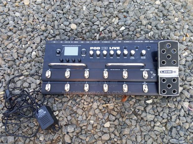 Line 6 Pod 3x Live Guitar Effect · Photo 1