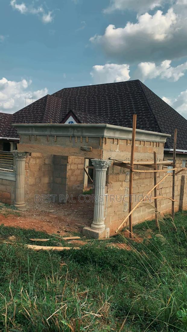 Parapets, Cooping, Walls and Pillars Design. · Photo 2