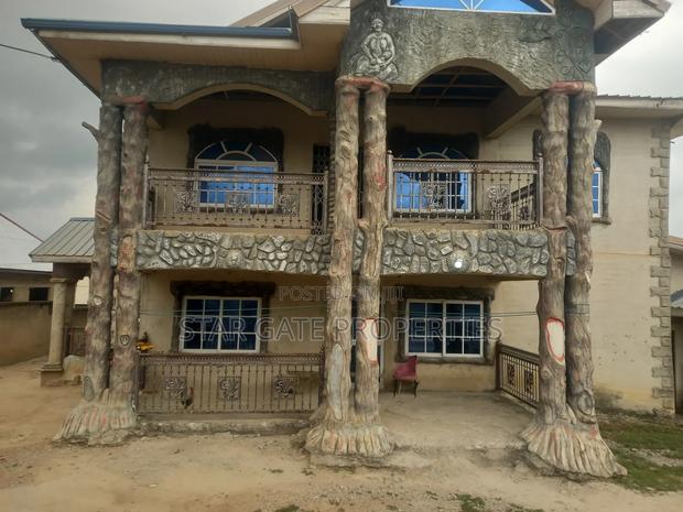 8bdrm House in Kodie, Kumasi Metropolitan for sale · Photo 4