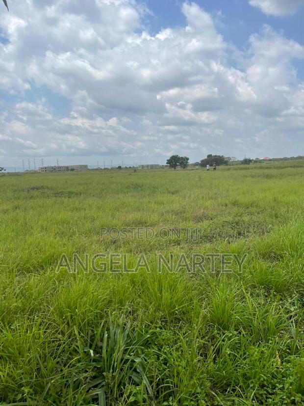 11 Acres for Sale at Borteyman Close to the New Stadium · Photo 2
