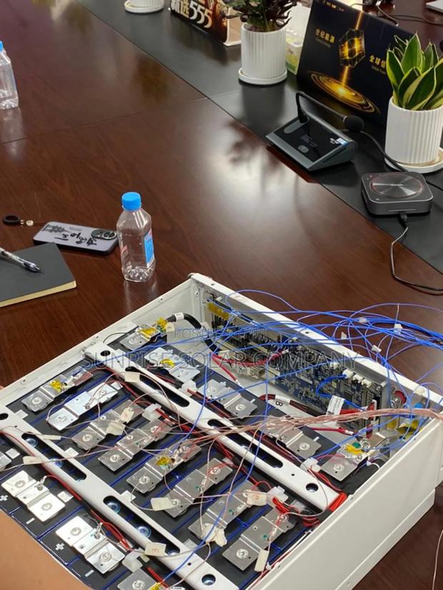 Solar Lithium Battery 51.2v 200ah · Photo 5