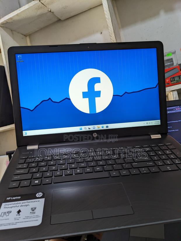 Laptop HP Pavilion 15 12GB Intel Core i3 HDD 1T · Photo 3