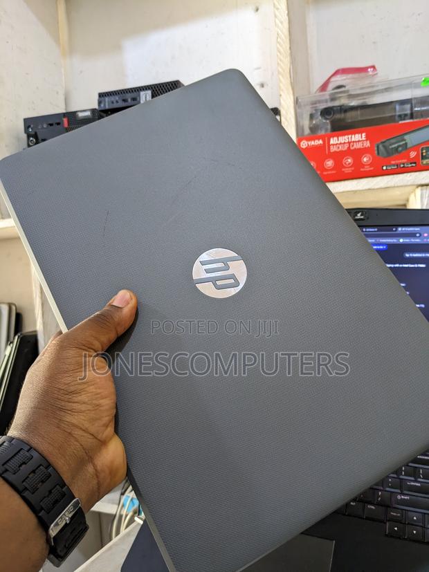 Laptop HP Pavilion 15 12GB Intel Core i3 HDD 1T · Photo 1