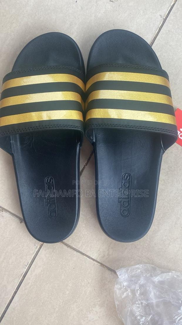 Adidas Slides Or Adidas Slippers · Photo 2