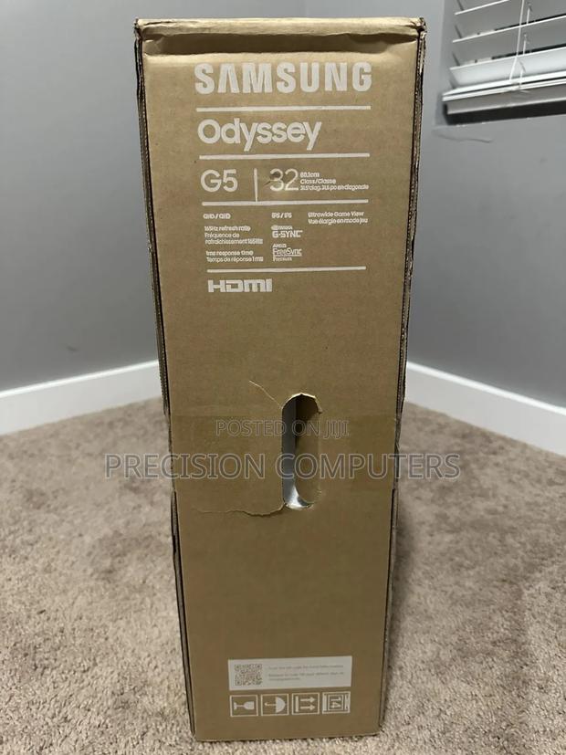 Samsung Odyssey G5 32 " QHD 165hz Gaming Monitor · Photo 2