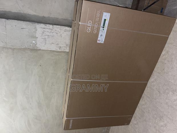 Samsung Qled Q70d 75inches · Photo 2