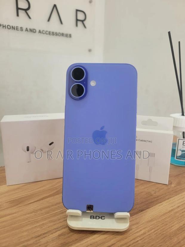 Apple iPhone 16 Plus 128 GB Blue · Photo 1