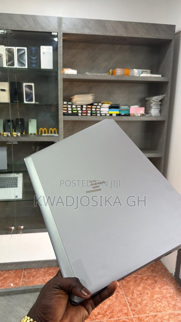 Laptop HP ZBook 15 32GB Intel Core I7 SSD 512GB · Photo 4