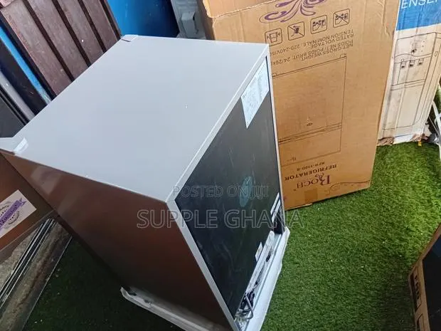 Roch 85l Mini Refrigerator – Big Performance in a Small Size · Photo 1