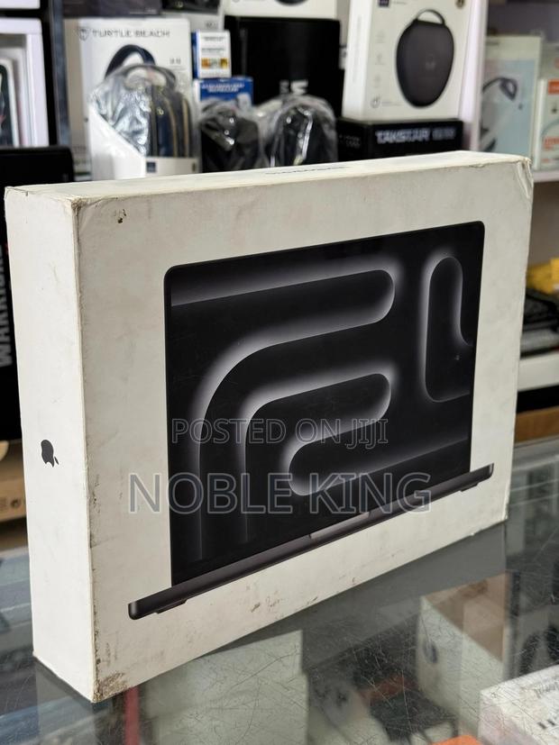 New Laptop Apple MacBook Pro 2024 M4 14-Inch 48GB Apple M4 SSD 500GB · Photo 1
