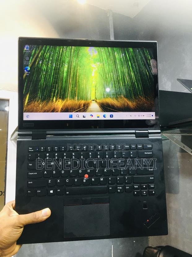 Laptop Lenovo Thinkpad X1 Yoga 16GB Intel Core I5 SSD 256GB · Photo 2