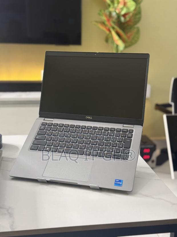 Laptop Dell Latitude 5320 8GB Intel Core I5 SSD 256GB · Photo 2