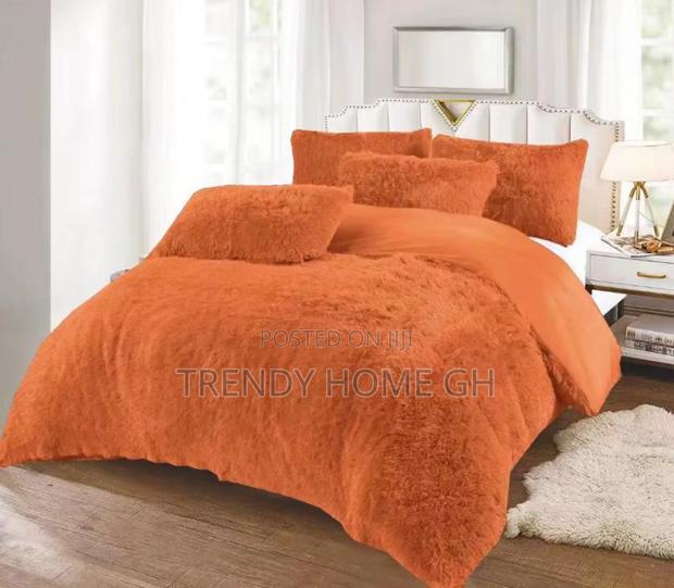 6 Pieces Fluffy Duvet Set Soft, Warm Luxury Bedding · Photo 6