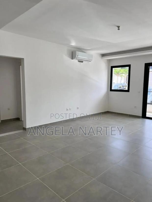 Furnished 2bdrm Apartment in Cantonment, Cantonments for sale · Photo 4