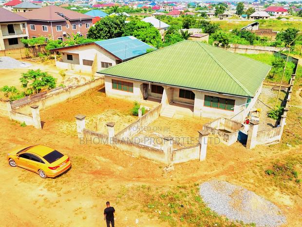 2bdrm Bungalow in Amasaman for sale · Photo 7