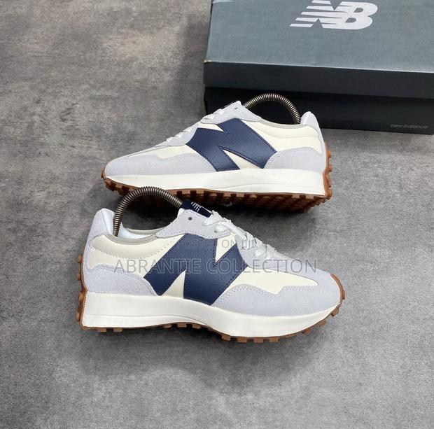 New Balance 327 Foot Locker Available · Photo 1