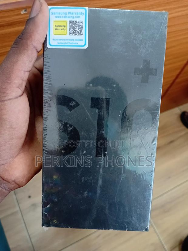 New Samsung Galaxy S10 Plus 128 GB Black · Photo 2