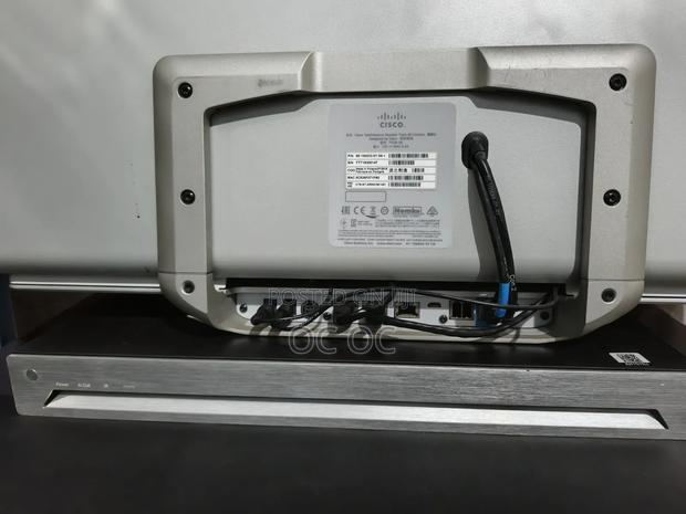Cisco Telepresence 60 Cameras And Codec Sx80 · Photo 3