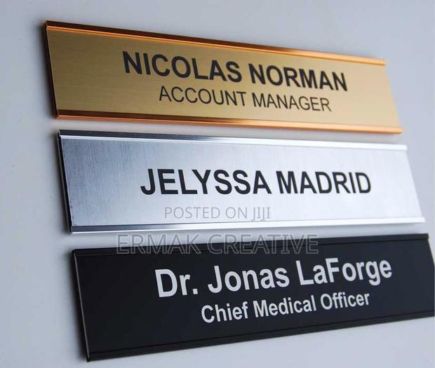 Door Label With Holder · Photo 1