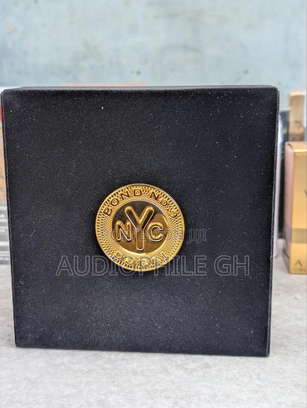 Bond No. 9 Dubai Black Sapphire Perfume 100ml · Photo 1