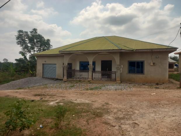 5bdrm House in Kona Odumsi, Kumasi Metropolitan for sale · Photo 4