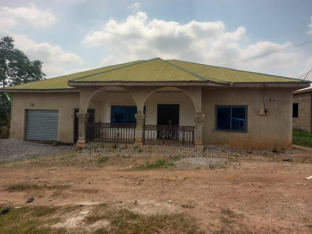 5bdrm House in Kona Odumsi, Kumasi Metropolitan for sale · Photo 5