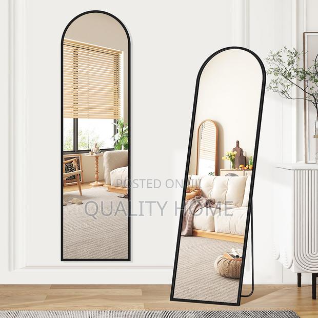 Dressing Mirror · Photo 2