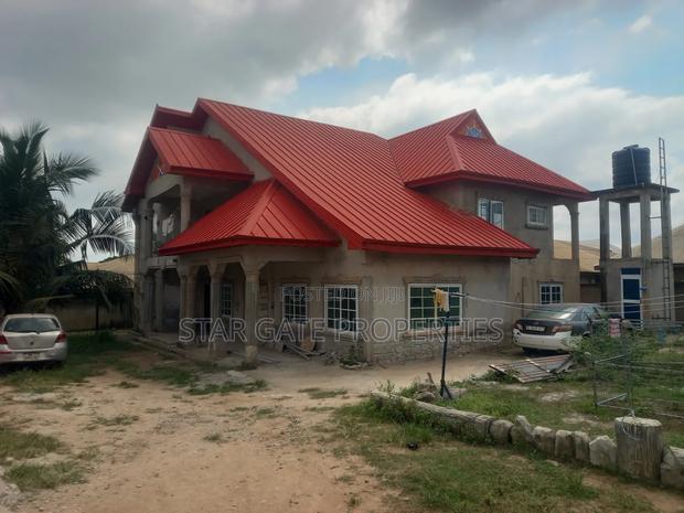 7bdrm House in Kenyasi Abrem, Kumasi Metropolitan for sale · Photo 4