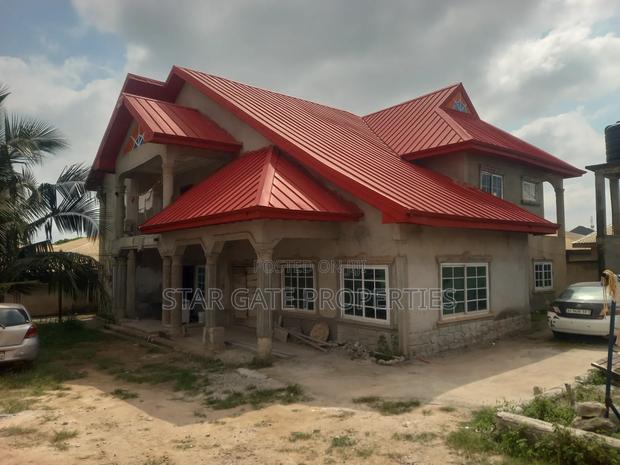 7bdrm House in Kenyasi Abrem, Kumasi Metropolitan for sale · Photo 1