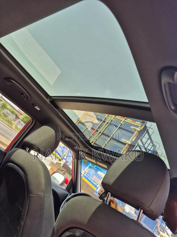 Kia Soul + 4dr Wagon (2.0L 4cyl 6A) 2015 Red · Photo 4