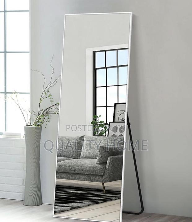 Mirror/ Dressing Mirror