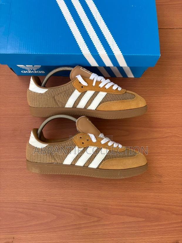Adidas Og Samba Cardboard Available · Photo 2