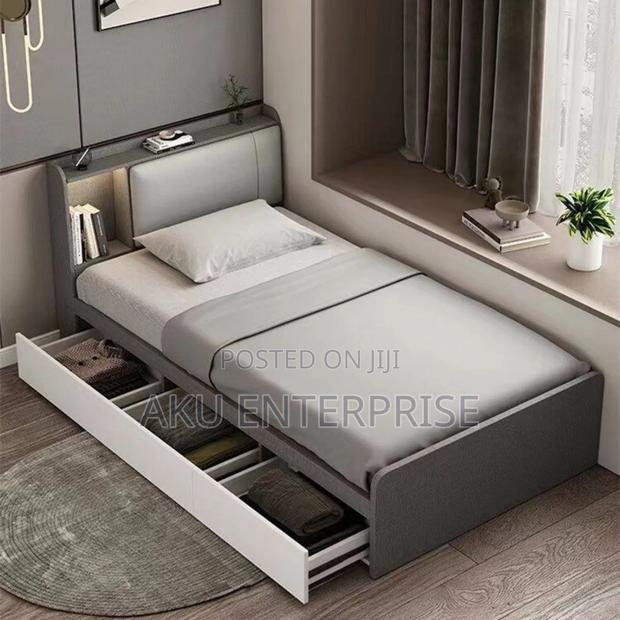 One and Half Bed With Storage Drawers · Photo 1