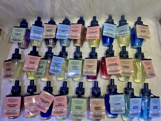 Bath And Body Works Wallflowers · Photo 2