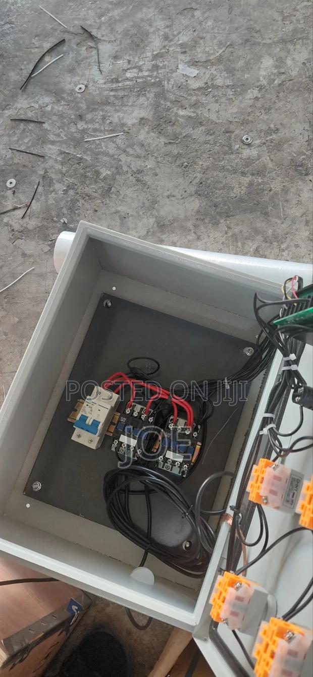 R O Control Panel · Photo 2