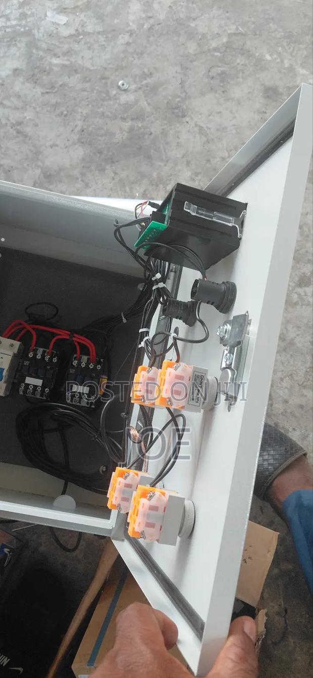 R O Control Panel · Photo 4