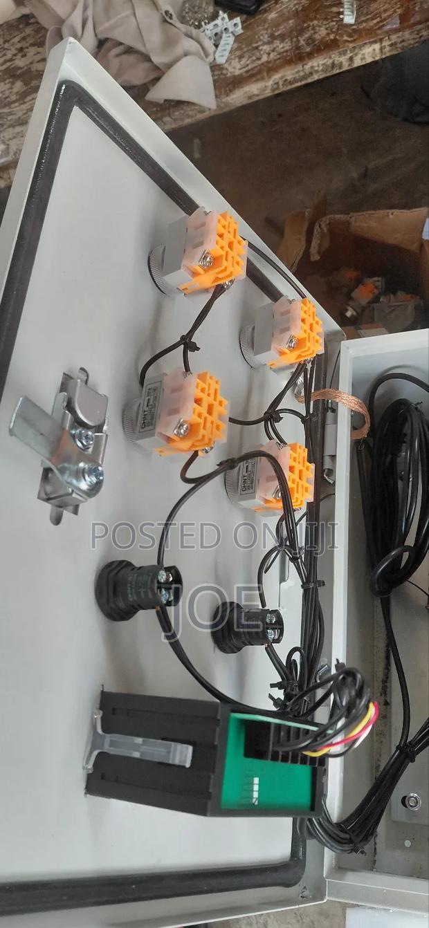 R O Control Panel · Photo 6