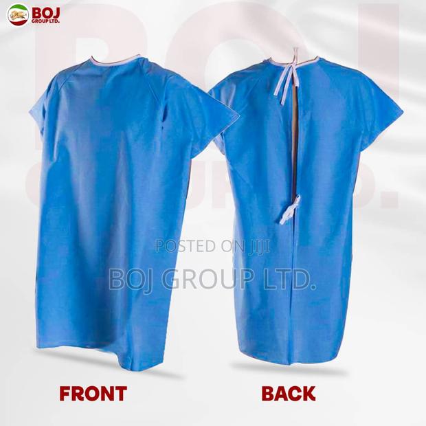 Medical Patient/Hospital Gown In Ghana · Photo 4