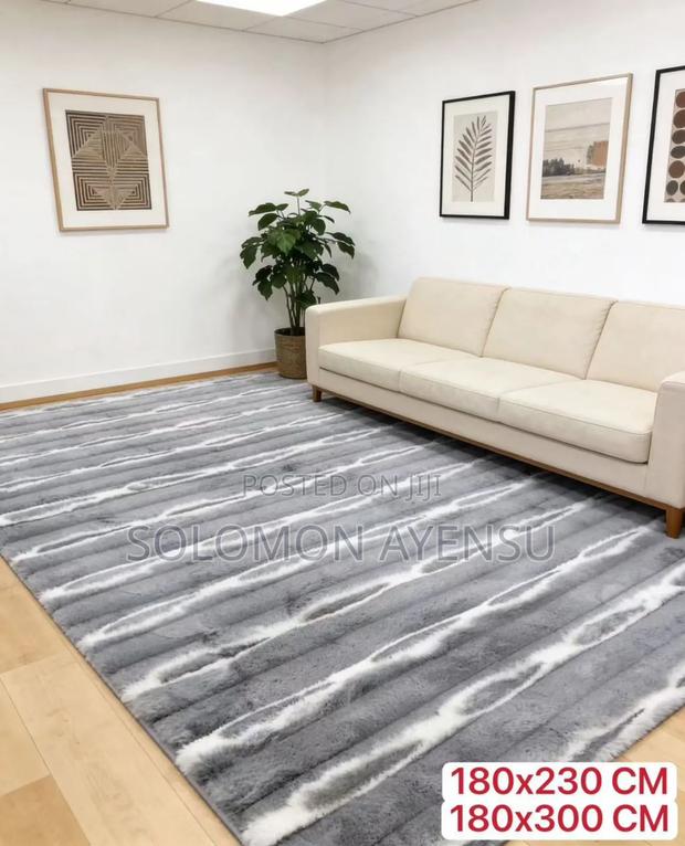 Quality Design Rabbit Hair Carpet Available in Different Colours · Photo 1