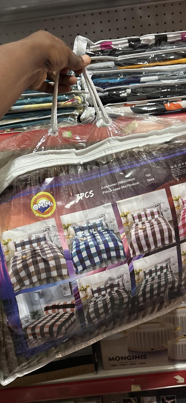 Super Comfy And Fluffy Flannel Blankets With 2 Pillowcases · Photo 8
