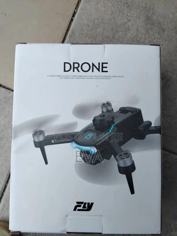 Professional Camera Drone With Remote Control · Photo 4