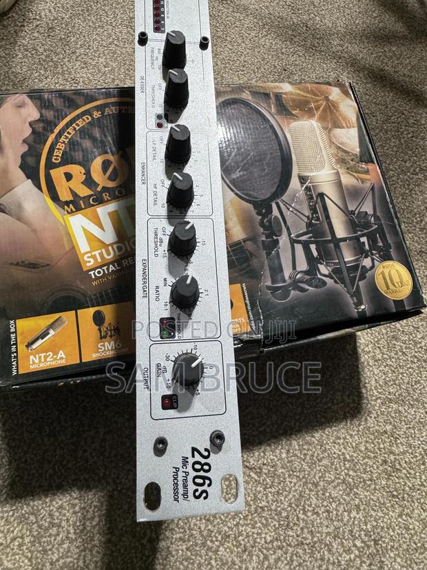 DBX 286s Microphone Pre-Amp · Photo 2