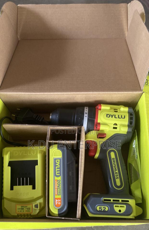 Dyllu Cordless Brushless Impact Drill · Photo 3