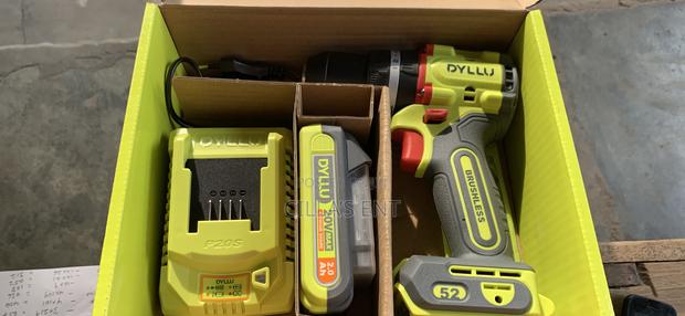 Dyllu Compact Brushless Cordless Impact Drill · Photo 1